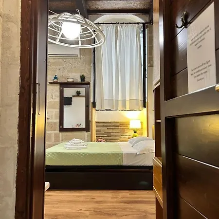 Palazzo Prioli * 莱切